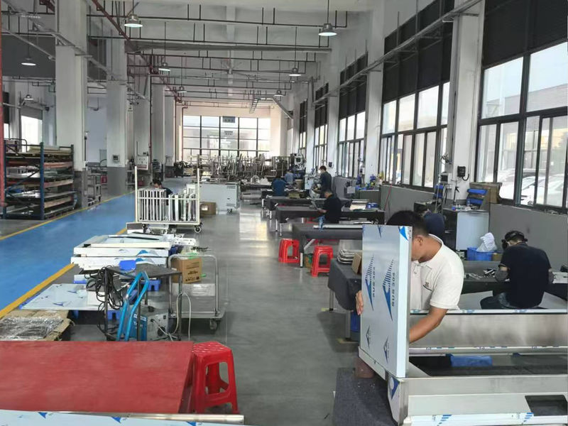 Shenzhen Smart Kitchen Digital Electric Appliances Co., Ltd linha de produção do fabricante